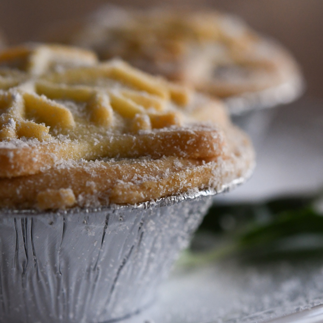 CoppiceAlupack's tweet photo. The next time you reach for a Christmas mince pie, the chances are it'll be nestled in a Coppice case. Did we mention we make almost 1 billion of them every year?! https://t.co/LnZZGU2SVS