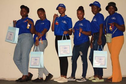 AutoPty's tweet image. The future of a nation lies in the hands of its youth.
@AutoPty  is all about empowering and creating opportunities for the youth.
Shout out to our sales team🥰

#youthempowerment #sales #SAyouth