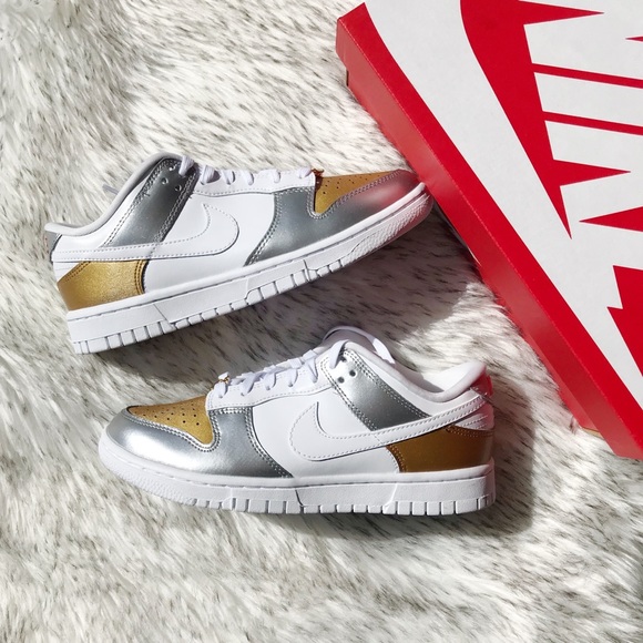 So good I had to share! Check out all the items I'm loving on <a href="/Poshmarkapp/">Poshmark</a> #poshmark #fashion #style #shopmycloset #nike: posh.mk/VkeeIc3WVvb