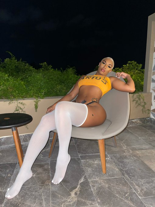 Freak in the sheets 😈 https://t.co/OAFvuh06lo