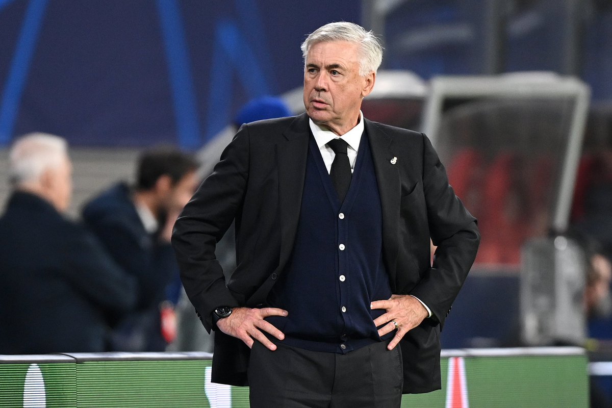 SeputarMadrid's tweet photo. BREAKING 🚨 | Carlo Ancelotti meminta pendatangan penyerang baru di musim panas lalu dan sekali lagi pada Januari mendatang tetapi mendapat tanggapan negatif dari pihak klub. ❌ [📰 @diarioas] https://t.co/qMlk5ifzOS