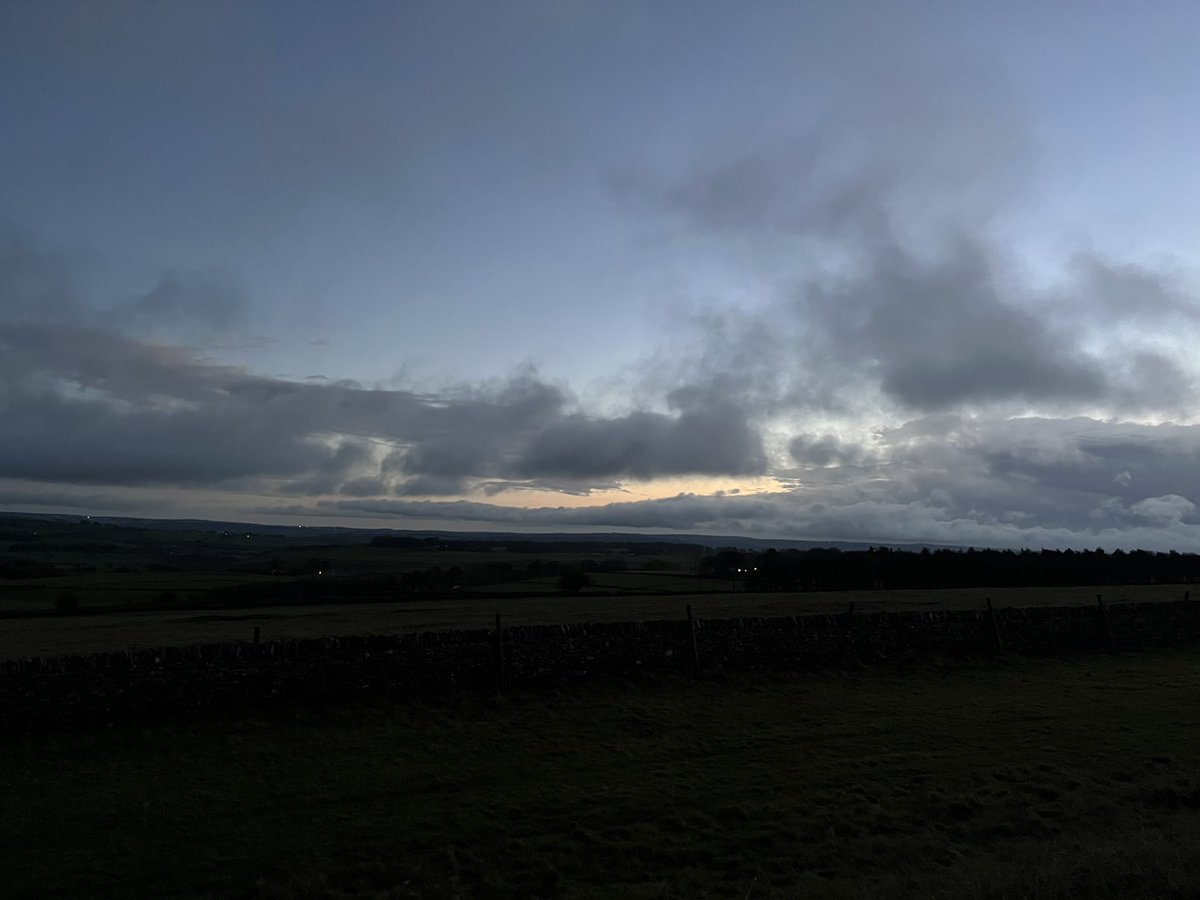 DavidSmith21969's tweet photo. #WinterSolstice morning gets ready to break at #arborlow #derbyshire https://t.co/E164htIXJf