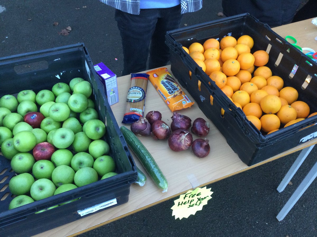 DBJSchool's tweet photo. Our Winter Pop-Up shop was a success yesterday with lots of festive treats and free fruit and veg from our kitchen. Next stop... Pre-Loved Clothing! #Sustainability #socialjustice #CommunityChristmas https://t.co/nhVogr9tPd