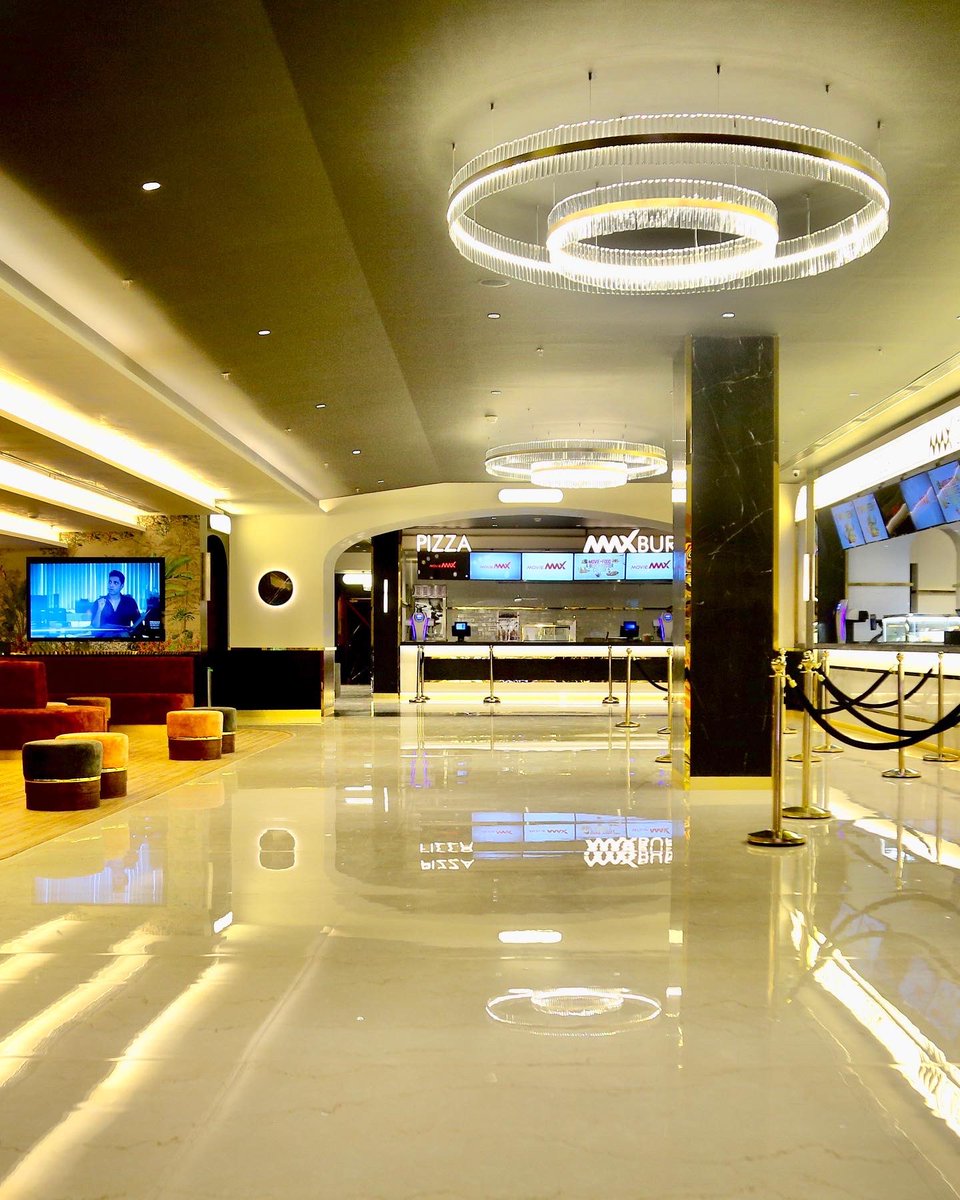 kunalssawhney's tweet photo. Proud to announce the grand opening of 7 screens #Moviemax Cinema at AMR Mall Hyderabad. Lavish Interior, Advance Technology &amp; wide range of food options. #MaxDose #Hyderabad #movies @moviemaxoffl @AdiviSesh @KomalNahta https://t.co/S3qiR8BdVy