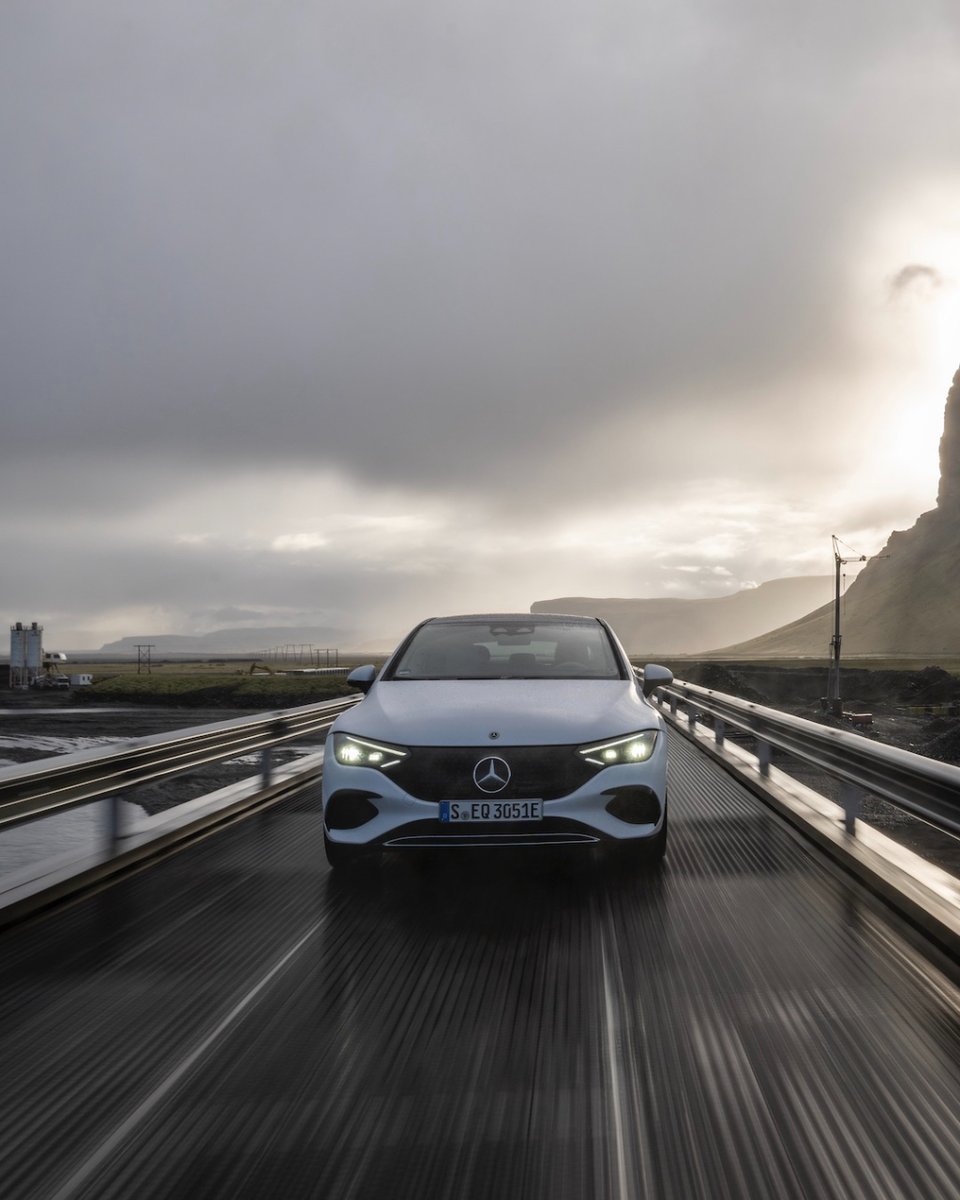 Consigue un vehículo al que le guste tanto la carretera como a ti. ¿A qué esperas?

#EQE #mercedeseq