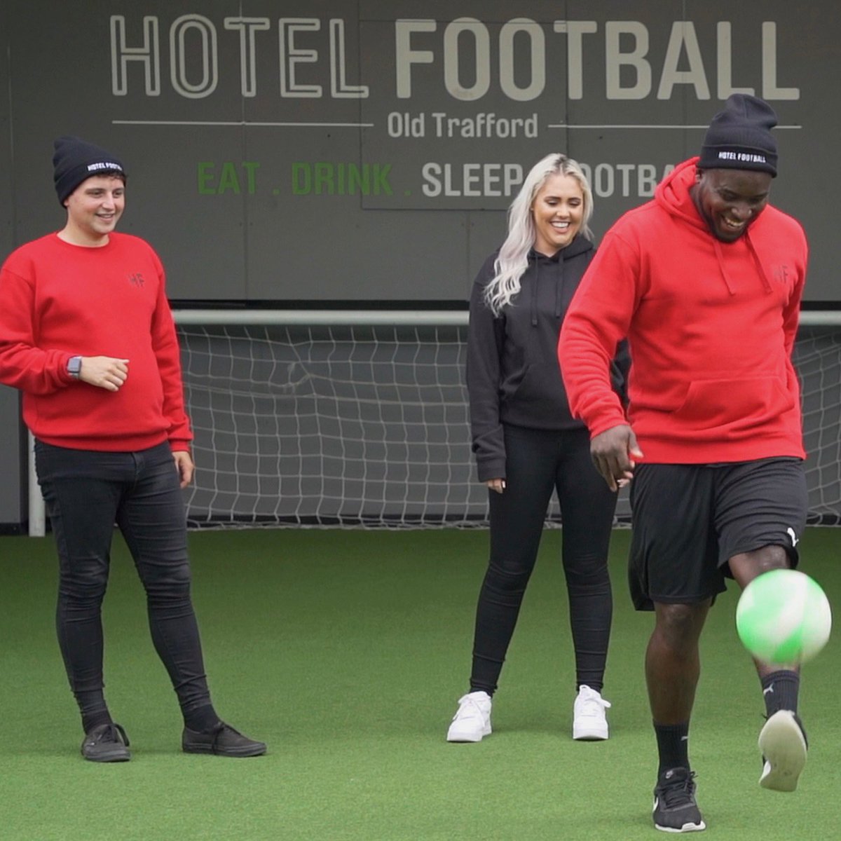 Hotel Football (@hotelfootballuk) on Twitter photo Day 21 of 24. The most beautiful time of the year calls for the best presents, therefore today we are giving you a chance to win a clothing item of your choice from our merch store! π€©
For a chance to win:
- Follow <a href="/hotelfootballuk/">Hotel Football</a>
- Like & retweet
#HFChristmasCountdown π
π» Day 21 of 24. The most beautiful time of the year calls for the best presents, therefore today we are giving you a chance to win a clothing item of your choice from our merch store! π€©
For a chance to win:
- Follow <a href="/hotelfootballuk/">Hotel Football</a>
- Like & retweet
#HFChristmasCountdown π
π»