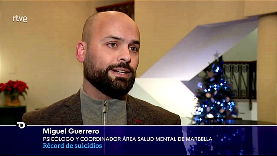 UPII_Ciceron's tweet photo. "Los responsables públicos con sus políticas deben facilitar entornos saludables, seguros, protectores, justos, igualitarios, éticos y socialmente cohesionados" 
"La prevención es generar vidas que merezcan la pena ser vividas" https://t.co/cNzrukV23X