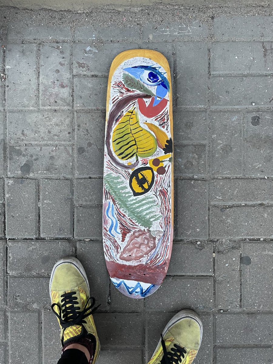 L'uis who is tweet media