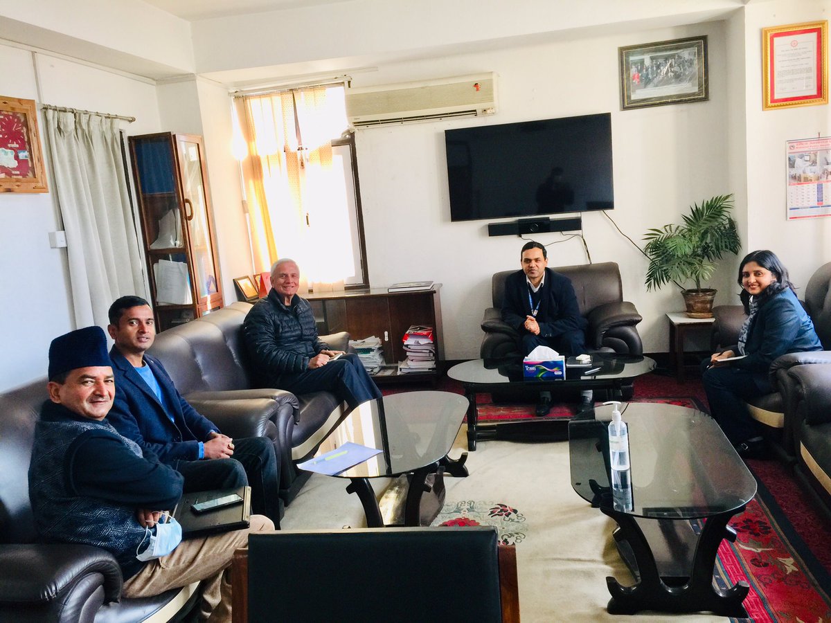 “Nepal FP2030 commitments have been approved by MoHP Honorable Minister”. This morning was a fruitful meeting with @JUpadhyay FP2030 advisor, FWD director, FPRH chief on FP2030 and overall FP Program in the context of federalization in Nepal. @ChongheeH @FP2030Global