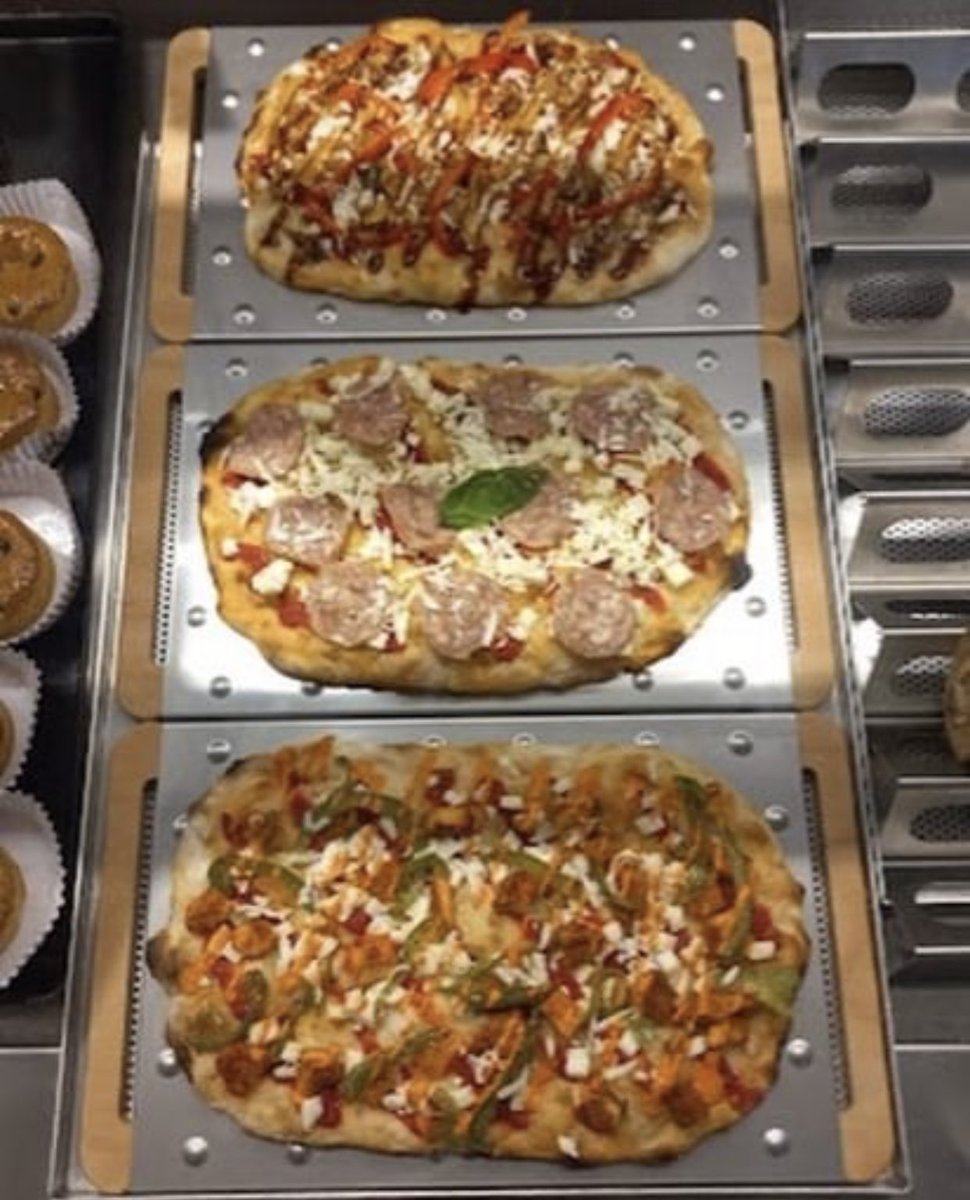 Thin and crunchy Roman Pizza “SCROCCHIARELLA” is available from City Bakery and Bistro at HulhuMale.
instagram.com/citybakery.bis…
