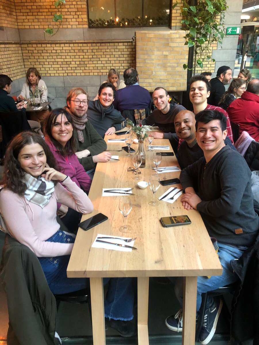 Congratulations to Matteo Marra for his new position <a href="/NokiaBellLabs/">Nokia Bell Labs</a> The #disco group <a href="/softlab_brussel/">SoftwareLanguagesLab</a> will surely miss you but we wish you all the best! #proudacademicmum #whataweek