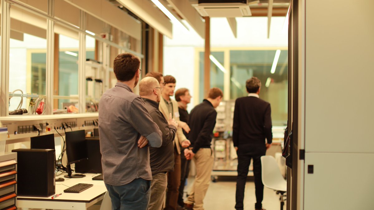serendipv_eu's tweet photo. ⚡️At the end of November we had our 4th project's General Assembly in #Ulm!
The partners had the opportunity to visit the labs where our #photovoltaic project is coming alive.
Stay updated on #SERENDIPV project: https://t.co/AGgV56JGEO https://t.co/E0MWs2UwCO