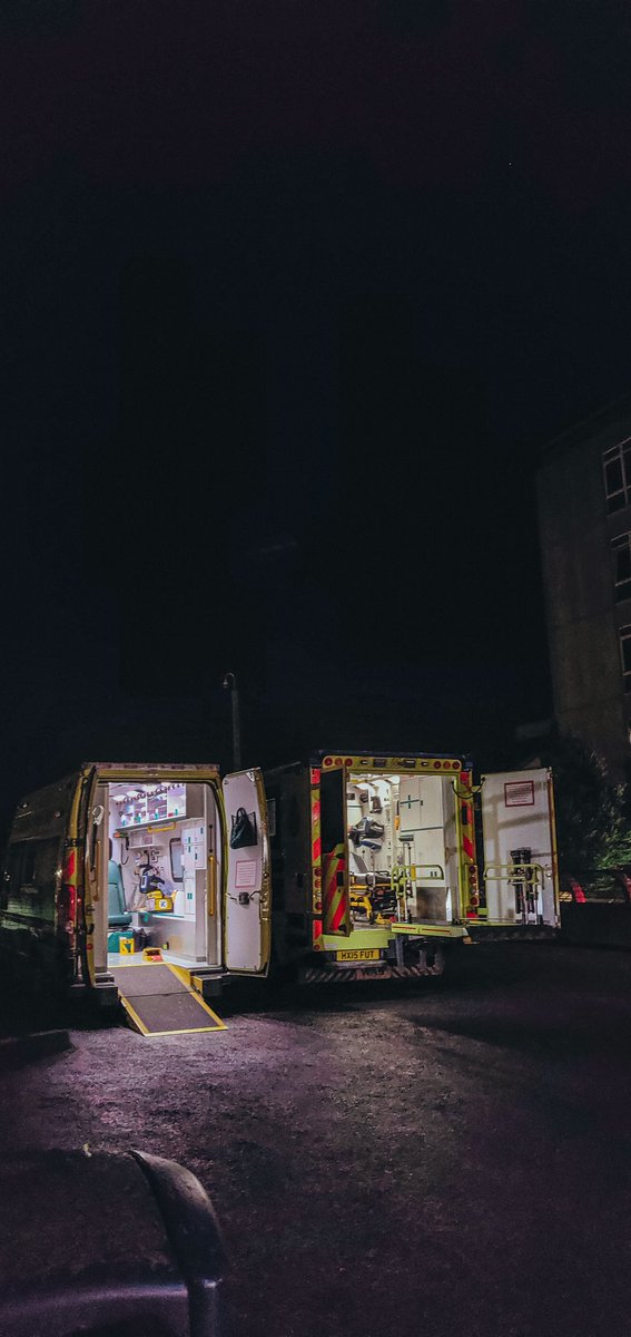 On what is one of the darkest days (in every sense) I've known in the NHS... tomorrow the sun starts to shine a little longer ☀️ 
#WinterSolstice #NHSStrikes