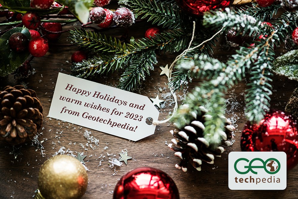 Geotechpedia's tweet photo. Geotechpedia wishes you Happy Holidays!
#holiday #wishes #NewYear2023 #geotechpedia https://t.co/krjw7HZUcv