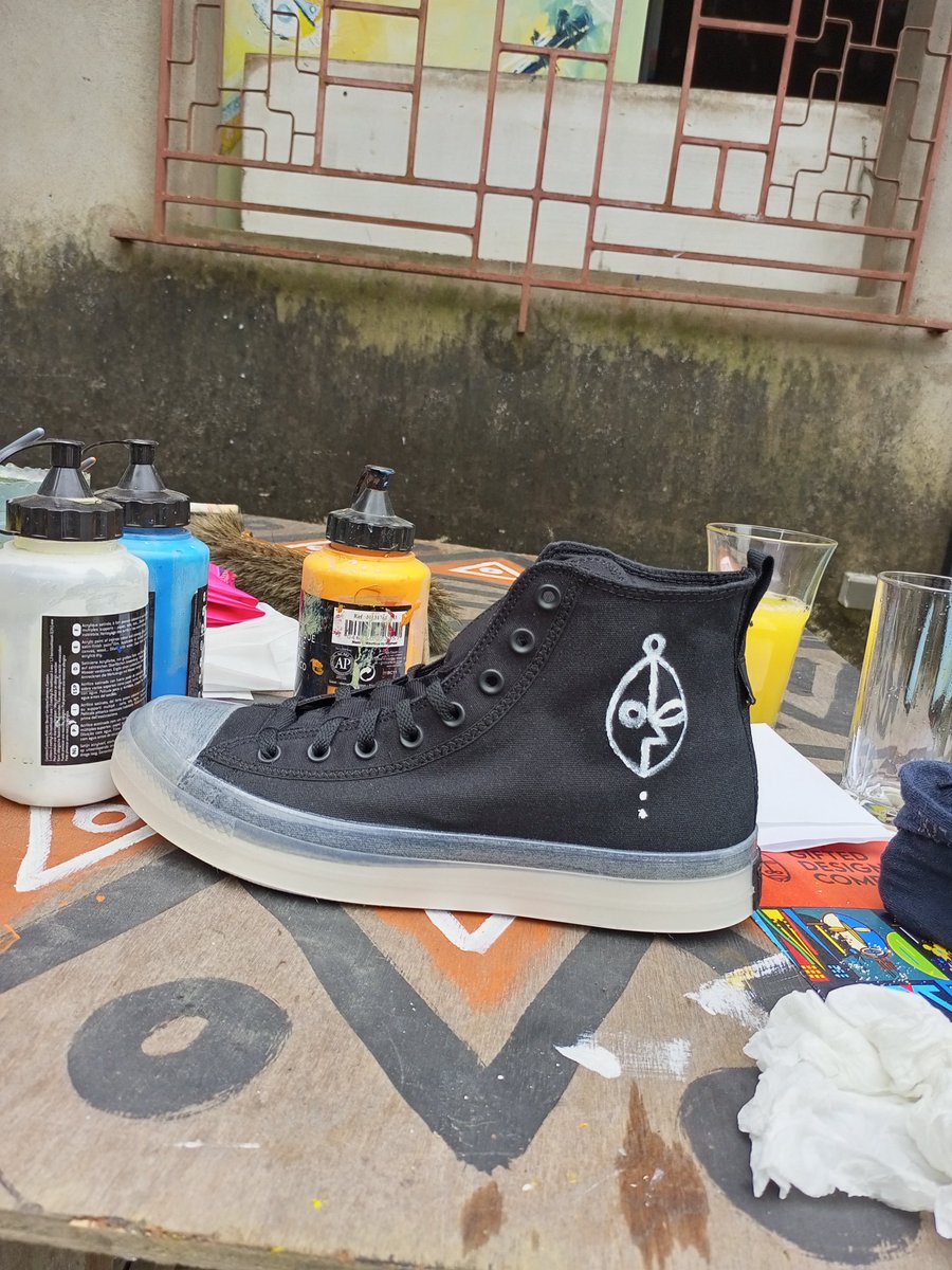 lagriffemboko's tweet photo. Converse all Star,Chuck Taylor, customisée by Mboko lagriffe.
Vous voulez la même ?
Préparez à partir de 150 000 FCFA par paire.
WhatsApp pour les détails 672154658 https://t.co/OiXNSnx6z4