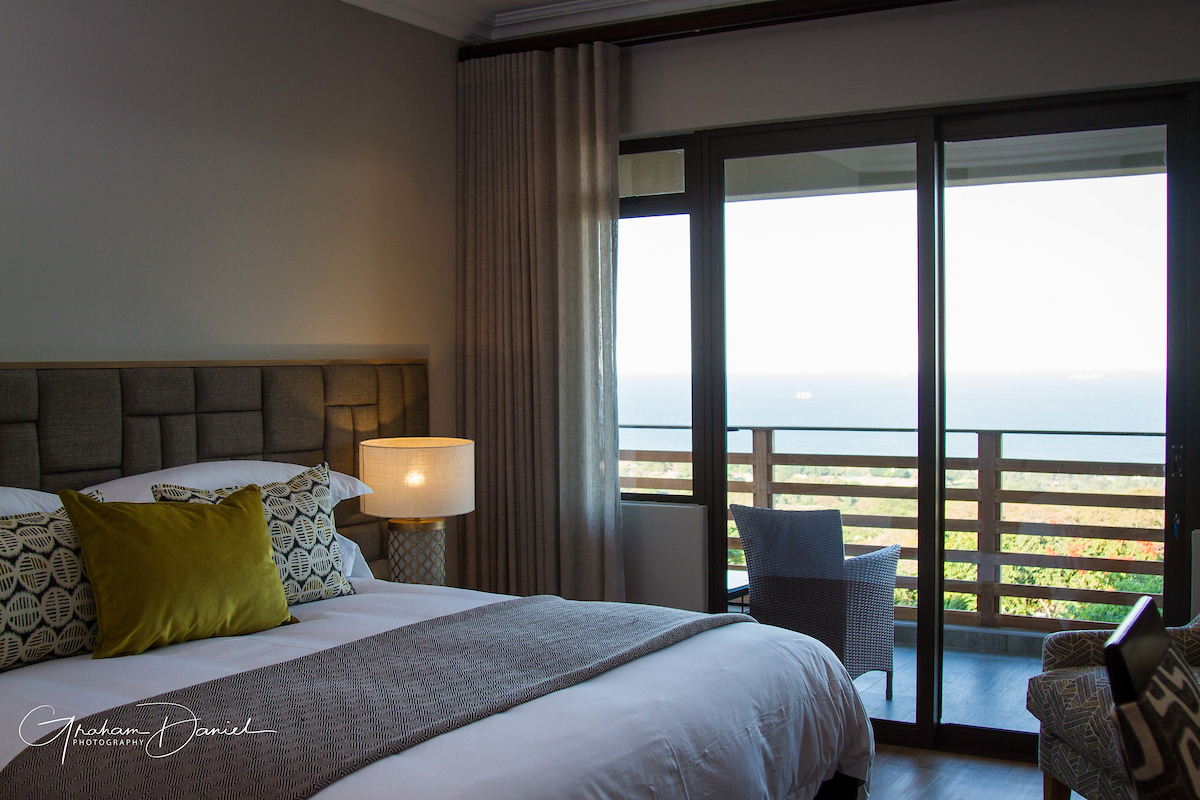 EndlessH_Hotel's tweet photo. “We had a brief stay at Endless Horizons at the start of a family holiday. All the staff were extremely helpful and friendly, and the rooms were lovely. Breakfast was delicious… The airport is only 20 minutes away. All in all, a lovely stay and I would definitely recommend." https://t.co/ZAJf7z48a2