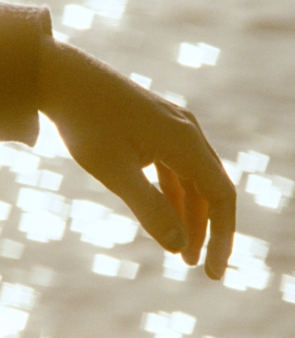 #Noticia: Diego Llorente y Manuel Muñoz Rivas, a competición en el Festival de Rotterdam (<a href="/IFFR/">IFFR</a>). En la sección de Cortos y Mediometrajes, se presentarán los nuevos trabajos de León Siminiani, Candela Cienfuegos y la dupla Girón/Delgado. #IFFR52
⬇️📽️🎞️⬇️
otroscineseuropa.com/diego-llorente…