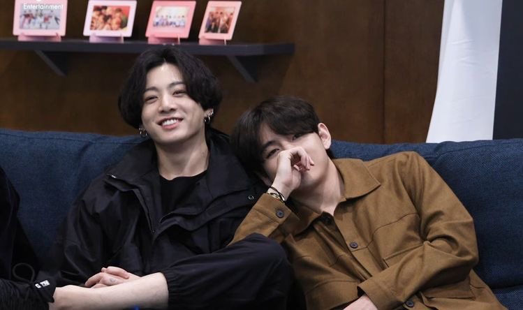 kv_writes's tweet photo. — MY TAEKOOK AU'S 🌻 https://t.co/205LisX0LV