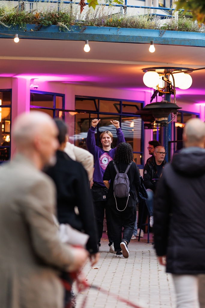 Winters tóch genieten van IJbier buiten? Ons terras bij @hetblauwetheehuis is verwarmd, afgeschermd van de wind én verwarmd. Reserveren is mogelijk. linktr.ee/hetblauwetheeh… #brouwerijtij #leefmetjekopomhoog