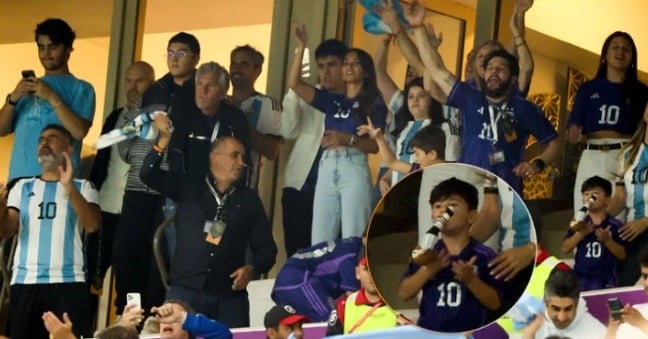 TiempoFueguino's tweet photo. #ArgentinaCampeón
El muñequito artesanal de una emprendedora de Ushuaia llegó a manos del más pequeño Messi
https://t.co/HjcG7mXYSt https://t.co/5vgwEtdxmj