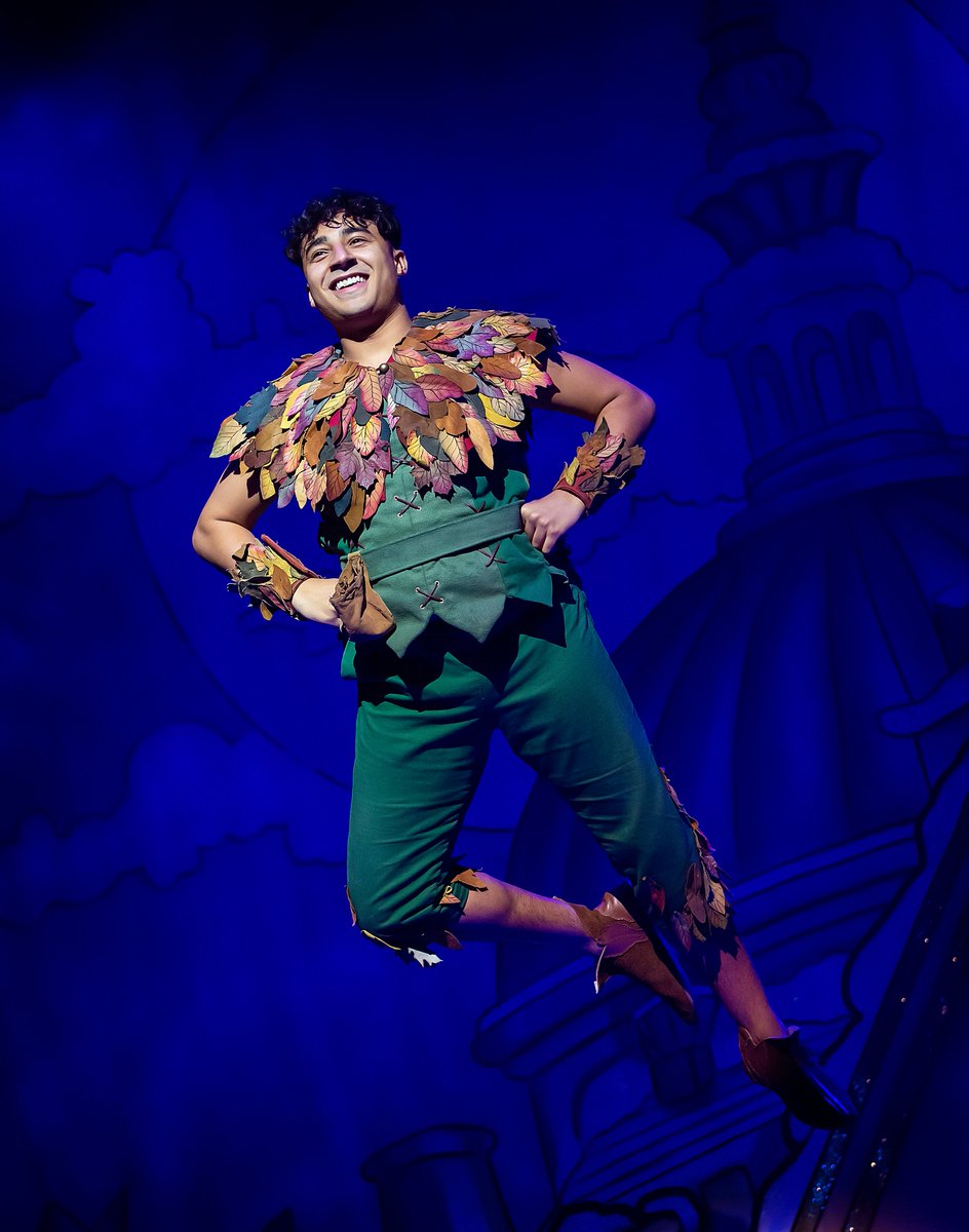 📰 READ ALL ABOUT IT! @karimzeroual A.K.A. the best Peter Pan in Pantoland spoke to @Sussex_World all about being a big kid at heart & why he jumped at the chance to do his first panto @thehawthcrawley. 🗞️ bit.ly/3v8ZQvg 🎟️ bit.ly/hawth-peter-pan