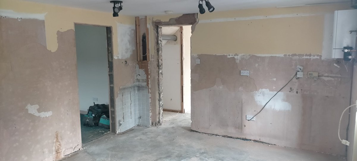 PPSmidlands's tweet photo. Do you want to make your home feel more open and spacious but don't know where to start? 
We can help even if it's a supporting wall. We can organise everything you need to make your open living dream come true, starting with a no obligation free quote appointment. https://t.co/hq3DSMzO3R