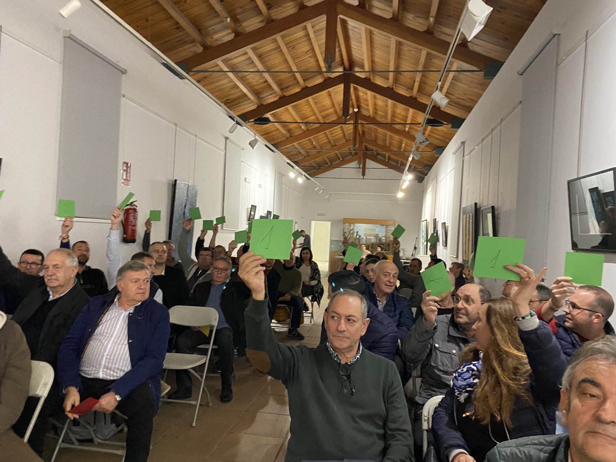 FEPEVAL's tweet image. Assemblea de ratificació per unanimitat de la #EGM del parc Empresarial 🏭🏭Les Galgues de #Pedreguer, 1ª a la comarca de La Marina Alta @AjuntPedreguer @sergiferrus @GVAivace @creama_org @Julia_company @rafacliment_ @emparmbonafe @alfo1_cerd @sebacg1959 @AlcAtalayas @ElcheParEm