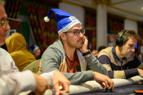 EducaPoker (@educapoker) on Twitter photo ¡Hoy a las 17:00 tenéis el torneo HU turbo organizado por el claustro del <a href="/SpinEduca/">EducaSpin Project</a>!
🎁Premios añadidos
🎯Bountys sobre los profes
📌Pokerstars
Para apuntaros, solicitarlo en el siguiente enlace:
bit.ly/3HNNVdY
ID: 4864831
Invitation Code: SpinProject ¡Hoy a las 17:00 tenéis el torneo HU turbo organizado por el claustro del <a href="/SpinEduca/">EducaSpin Project</a>!
🎁Premios añadidos
🎯Bountys sobre los profes
📌Pokerstars
Para apuntaros, solicitarlo en el siguiente enlace:
bit.ly/3HNNVdY
ID: 4864831
Invitation Code: SpinProject
