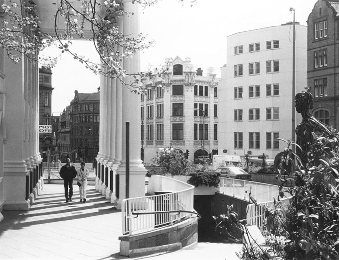 Theatre Square, #Nottingham, 1996. Credit: picturenottingham.co.uk