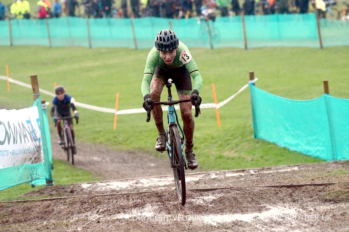 VeloUK's tweet photo. Memories of Barnoldswick National Trophy on the weekend ... https://t.co/ZXt2SGSFCz
#icycold #skatingrink #bunnyhopping #trafficjams #icyrain #cyclocross #CX https://t.co/IuGAweWAOj