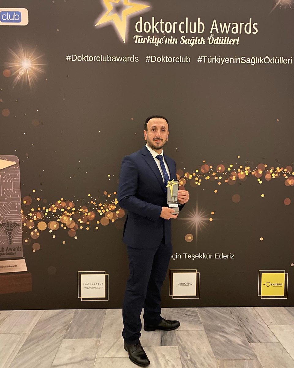MustafaUnal_tr's tweet photo. @Doktorclubcom tarafından İstanbul Üniversitesi Tıp Fakültesi işbirliği ile bu yıl 6’ncısı düzenlenen Doktorclub Awards “Türkiye’nin Sağlık Ödülleri” 2022 kapsamında “Yılın Yenilikçi Sağlık Profesyoneli Ödülünü” kazandığımı duyurmaktan mutluluk duyuyorum. #doktorclubawards2022 https://t.co/pVMtetbicc