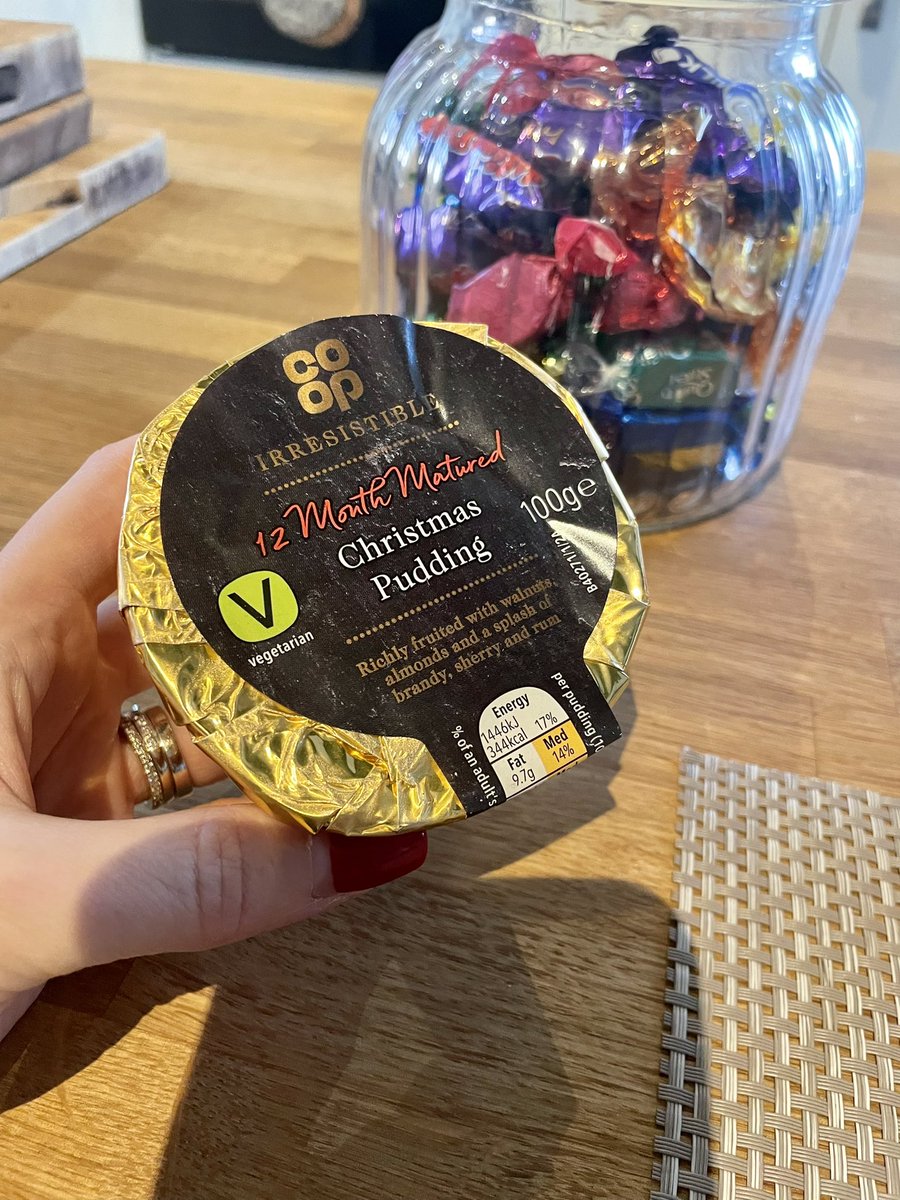LEaton35's tweet photo. When youโre the only one in the family that eats Christmas pudding ๐ #minipudding https://t.co/TLI8SrJgJT