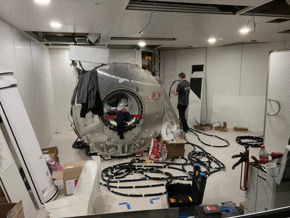 Phiso_de's tweet photo. Next chapter here at the @HdzNrw- the new 1.5T scanner has finally arrived and we will start our iCMR program soon! Goal: ICM-VT in MRI @imricor @ImricorCEO @AGEP_DGK #iCMR @DrBerruezo @ThomasGaspar16 @GerdHindricks https://t.co/72YXEj14xl