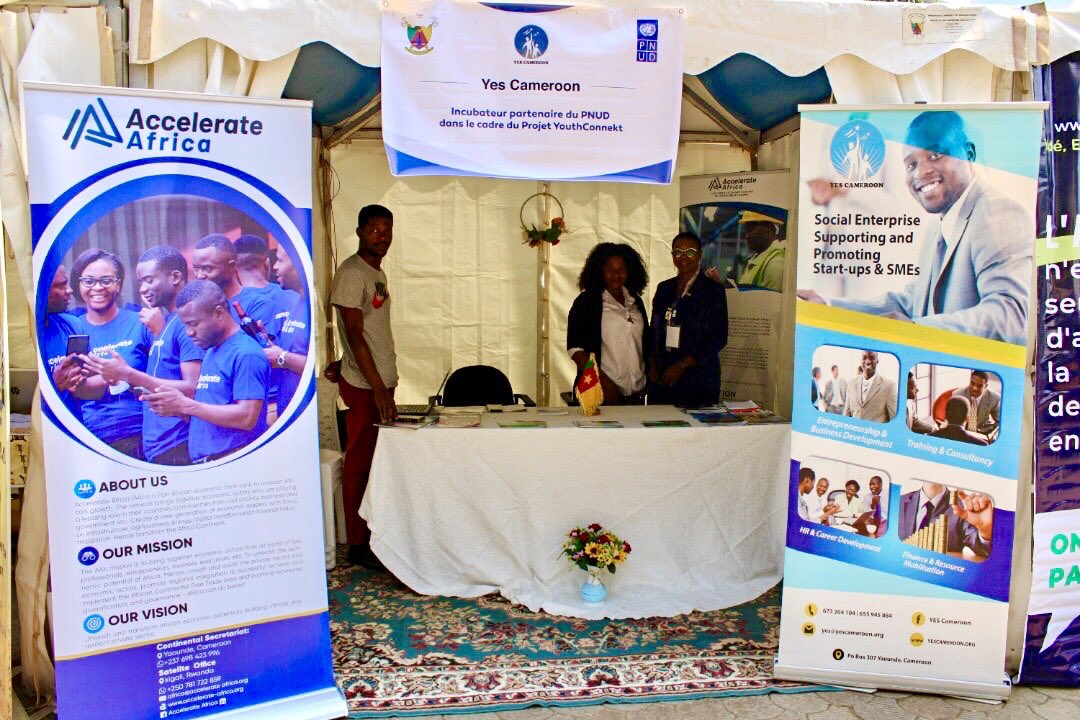 Lancement de la 2eme édit. du #CongrèsNational sur l’Incubation d’Entreprises au🇨🇲

Le RRai. du #PNUD🇨🇲, Alassane Ba, aux côtés du Gouv. réaffirme l’intérêt du PNUD à cont. à promouvoir les entreprises d’incubation, acteur clé pour le dév. des PME et start-ups viables et pérennes