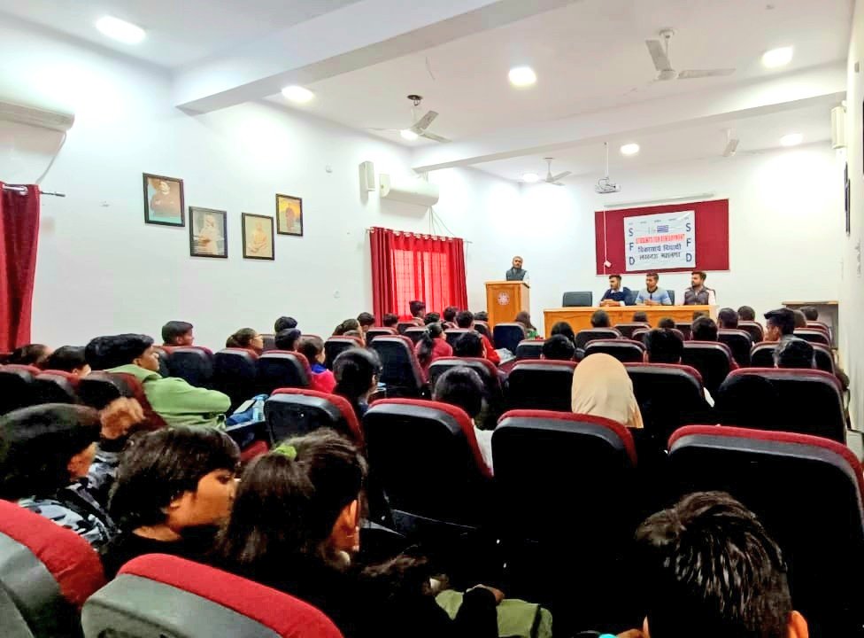 Akshay_Svar's tweet photo. #Orientation_Program of ' Prakriti Club'
An initiative of Students For Development (विकासार्थ विद्यार्थी) for making @lkouniv an eco friendly campus.
@SFDIndiaOrg https://t.co/v832w4TrHX
