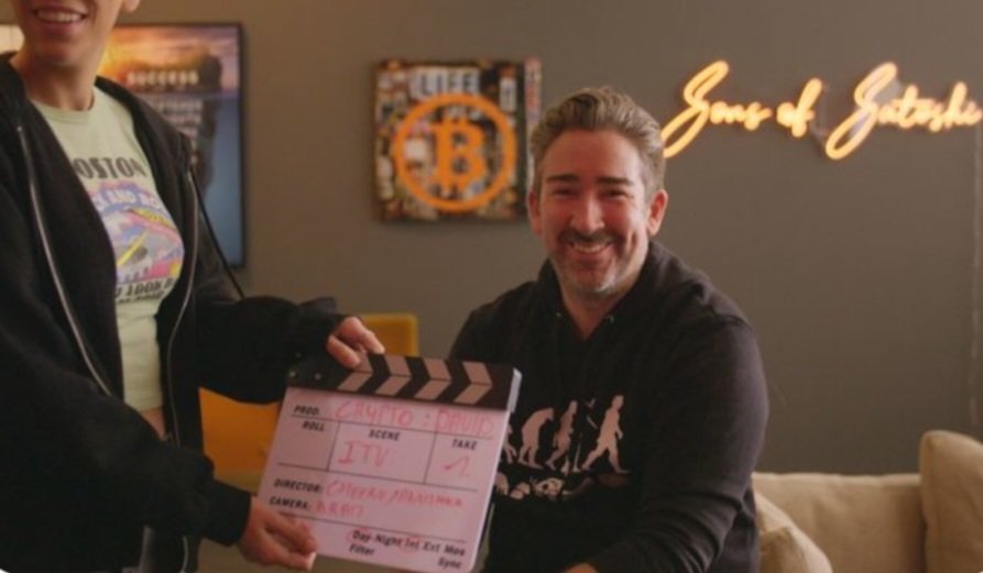 In de nieuwe serie ‘Is #Crypto het Nieuwe Goud?’ komen <a href="/QuintenFrancois/">Quinten | 048.eth</a>, The #Bitcoin Family alsook onze eigenste founder David De Vriesere uitgebreid aan bod. Wat vonden jullie ervan?
digitalcurrencyacademy.be/fsma-heel-voor…

#weareonTV #blockchain #education #web3 #nft