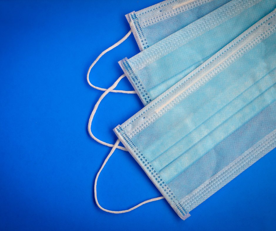 HywelDdaHB's tweet photo. Due to an increase in hospital admissions for people with viral respiratory infections, staff in all clinical areas within our acute and community hospitals will be using face masks until further notice. This is a precautionary measure to prevent further spread of infection. https://t.co/4icPwkyolO