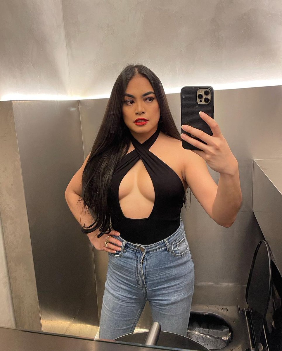 TV5manila's tweet photo. Alin sa #SelfiesOfTheWeek 🤳 ni #TikTalksTV5 host, G3 San Diego, ang bet ninyo?
Subaybayan ang kanyang mga opinyon tuwing Sabado, 7:30PM sa #WeekendTripTV5!
#IBAngSayaPagSamaSama
📸: IG | G3 San Diego https://t.co/LtaKpM9CG9