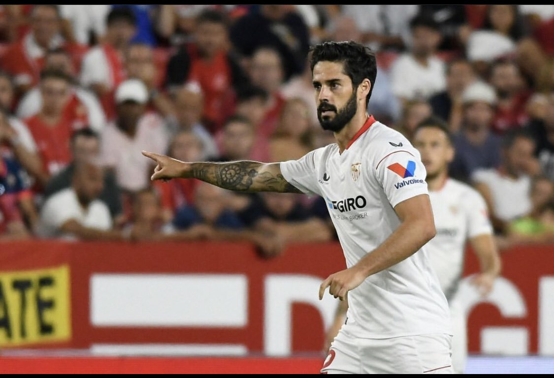 raadkasim7's tweet photo. #Sevilla will terminate #Isco Contract . Isco will be available as #free agent in the next few days.

#januray #transfer #spain https://t.co/OeeCMXPs80