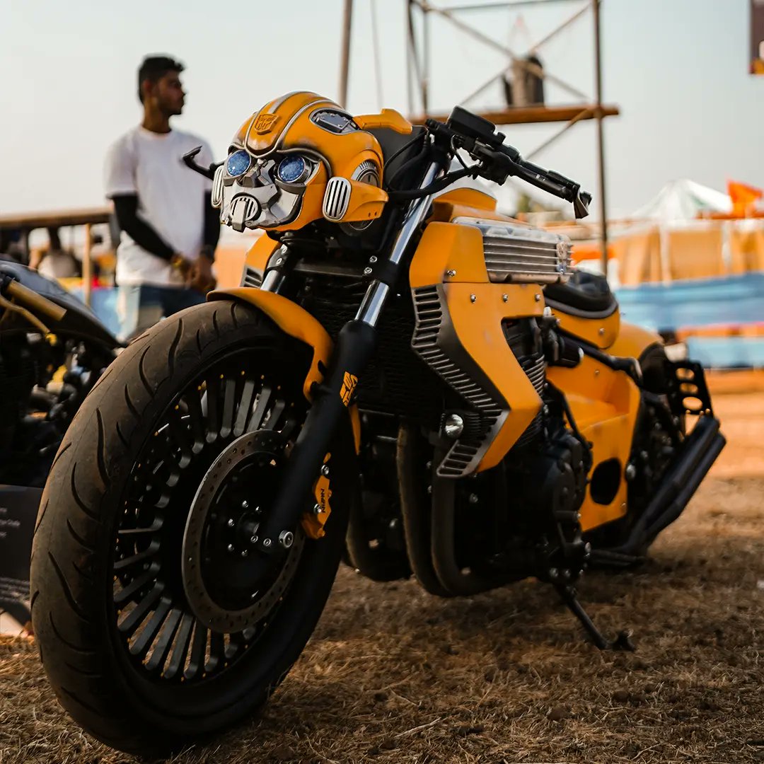 StrollandSwing's tweet photo. Features in one's cap 

@indiabikeweek https://t.co/ao7LGtR2TM