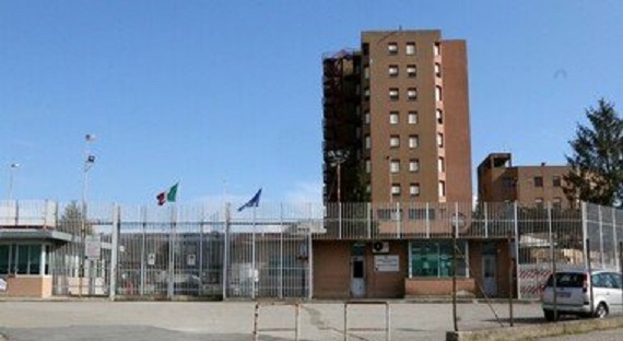 ** Carcere #Benevento, la nota del sindacato: "Poco personale per sedare subito la rivolta" ** anteprima24.it/benevento/carc…
 #AttualitàBenevento #AttualitàRegione #PrimoPianoBenevento #Regione #anteprima24