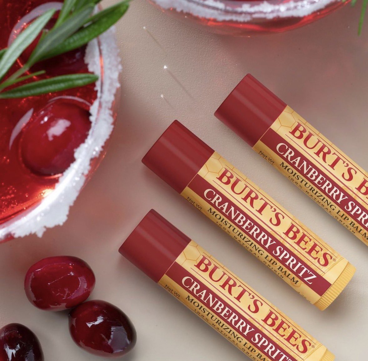 𝚋𝚞𝚋𝚋𝚕𝚎𝚜 🫧 on Twitter "2. burt's bee xmas22 🫦🐝 อันนี้ได้ใช้ทุกคนแน่นอน