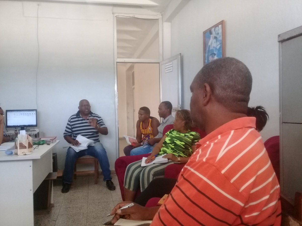 YoelDominico's tweet photo. Excelente taller metodológico sobre organización escolar desde la visión del trabajo educativo
@YaritzaCreach 
@CubaMined 
@GtmoEPedagogica 
@maria_laviste https://t.co/ZuzP5p6TJ6