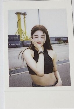 polaroid and not even a selca pero bakit ang lakas ng sparks….