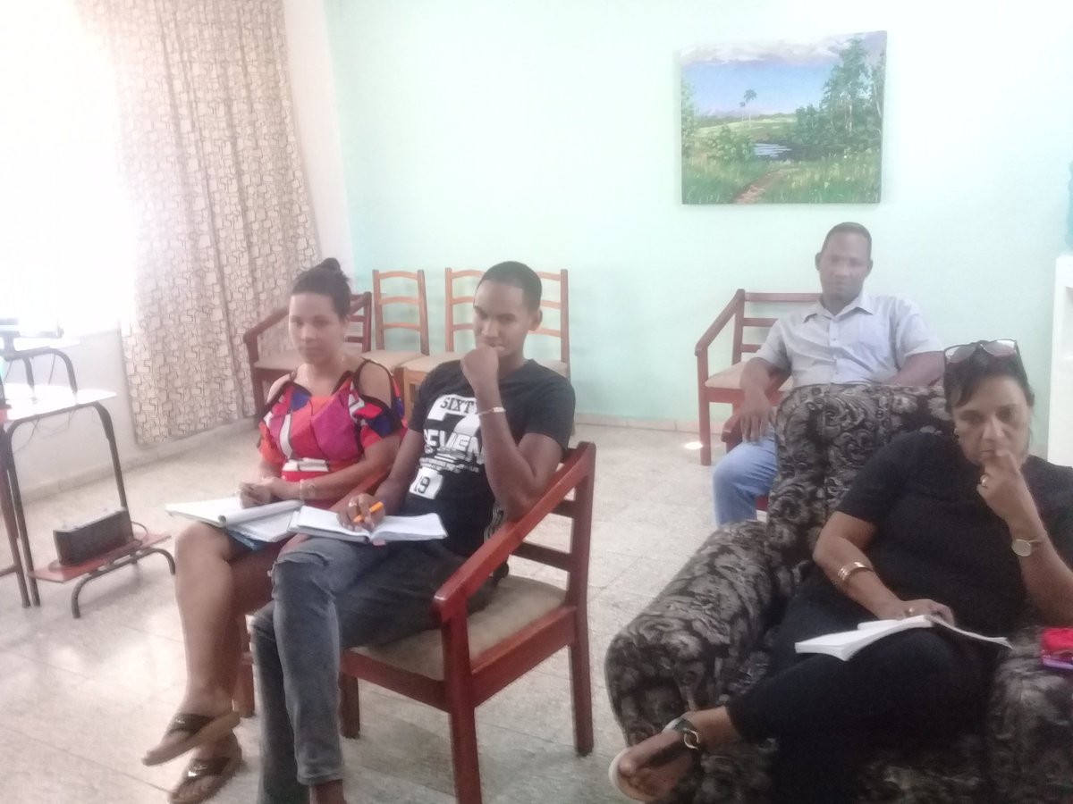 YoelDominico's tweet photo. La concepción diferente del desarrollo de la docencia y el trabajo metodológico desde las unidades de estudio
@maria_laviste 
@GtmoEPedagogica 
@CubaMined 
@YaritzaCreach https://t.co/hdcYAhlrTw