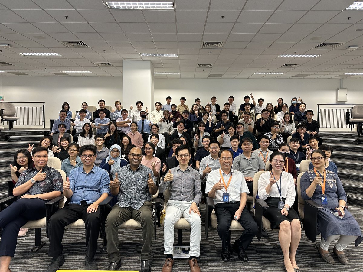 cmexmum's tweet photo. CME XMUM successfully organised its inaugural FYP poster presentation today at A3 Ground Floor 🥳

Congratulations to all staffs and students involved in this event and for those who came to support 🤩

@xmumalaysia https://t.co/kZD9l4Rku2