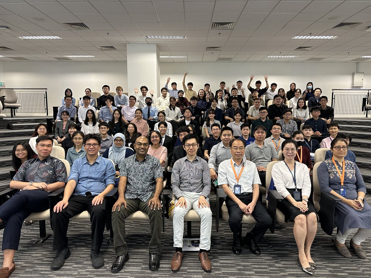 cmexmum's tweet photo. CME XMUM successfully organised its inaugural FYP poster presentation today at A3 Ground Floor 🥳

Congratulations to all staffs and students involved in this event and for those who came to support 🤩

@xmumalaysia https://t.co/kZD9l4Rku2