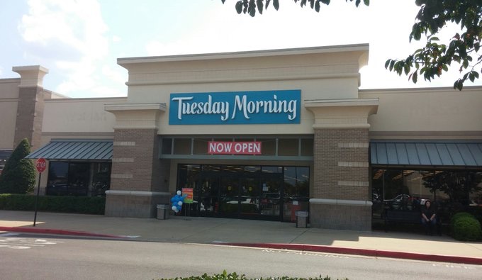 somethingfinch's tweet image. Been busy with holiday shit but still hyped on the refreshed look at new Tuesday Morning Locations $TUEM

DD HERE: reddit.com/r/tuem/ 
 
Hop in if you are a #BBBY #AMC #GME #APE holder