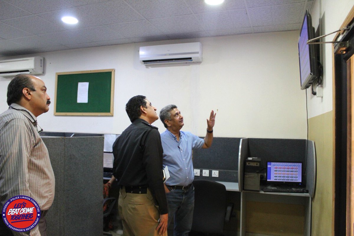 CPLCSindh's tweet photo. On 21st December 2022, SSP AVLC Mr. Anwar Khetran visited CPLC CRC. SSP AVLC was given a briefing on the efforts and performance of CPLC.
#cplcsindh #Sindh #SindhPolice #AVLC #SSP #visit https://t.co/TzFCeISoot