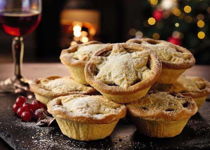 Last training before Christmas Thursday 22nd December 
Christmas refreshments provided in the hut after training 
See you all there!!

Merry Christmas and a Happy New Year from all at City of Stoke AC
🎅🎄🎁 ⛄️